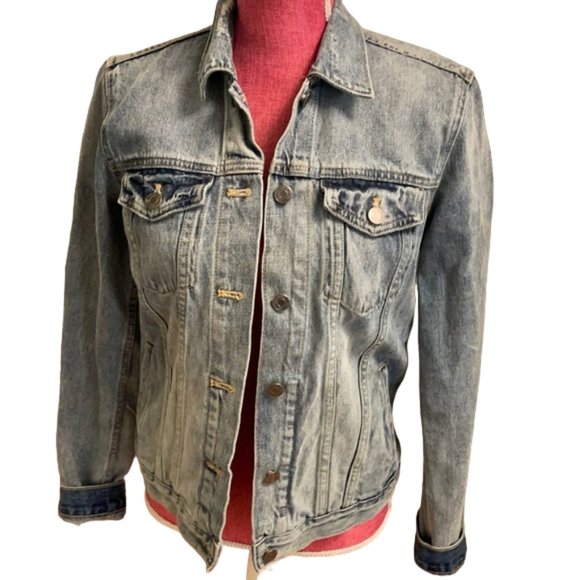 Gap Studded Denim Jacket - Size Small 💫 - Picture 1 of 10